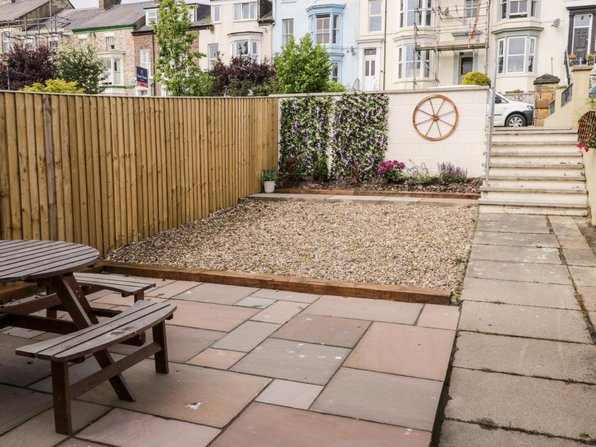 Harbour Hideaway Villa Whitby Exteriör bild