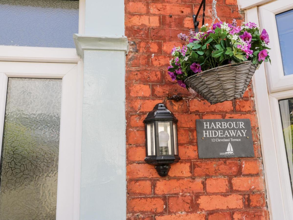 Harbour Hideaway Villa Whitby Exteriör bild